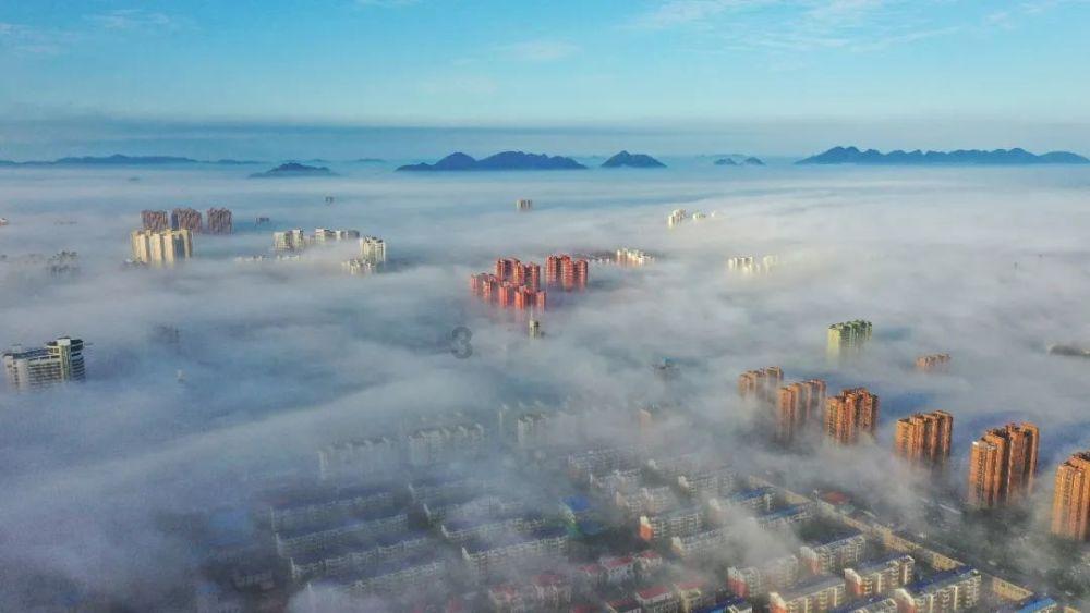 财主强占李莲英家仅有的一亩地，还令其父坐牢，李莲英出手才叫狠