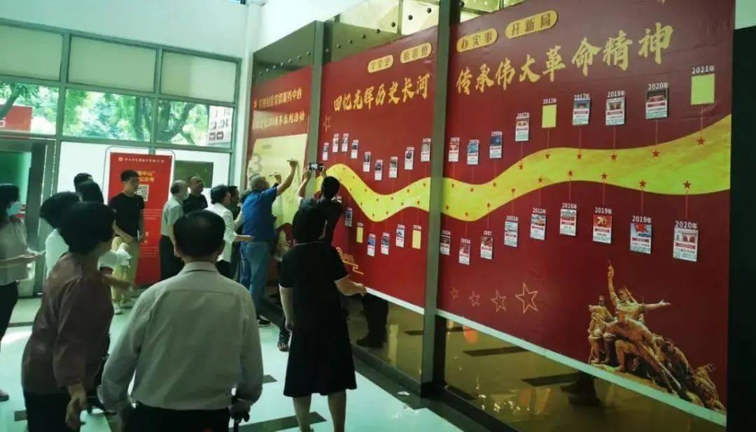 独眼方块找出口无敌版