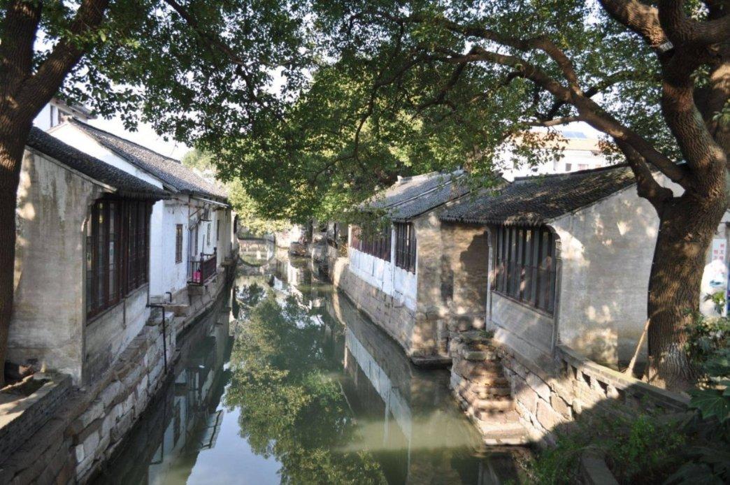 我市经营主体总量突破27万户